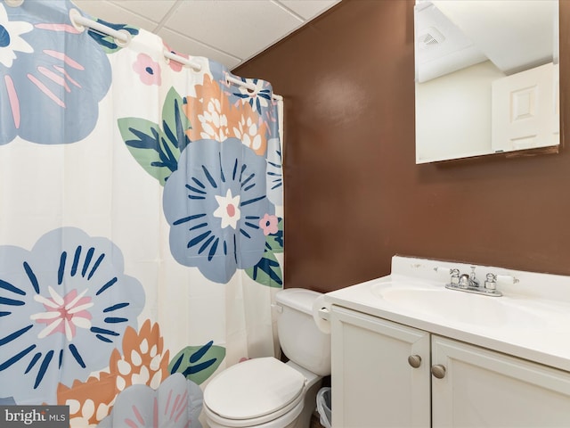 31 Westminster Dr, Front Royal, VA 22630 - bathroom with vanity, a shower with curtain, and a paneled ceiling