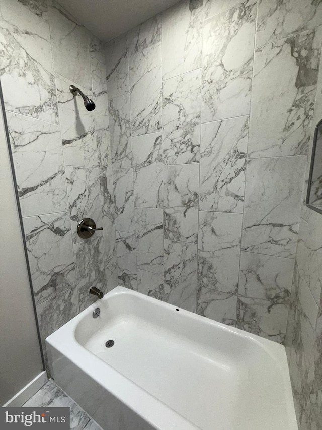 3844 N Franklin St, Philadelphia, PA 19140 - full bath featuring shower / bath combination and marble look tiles