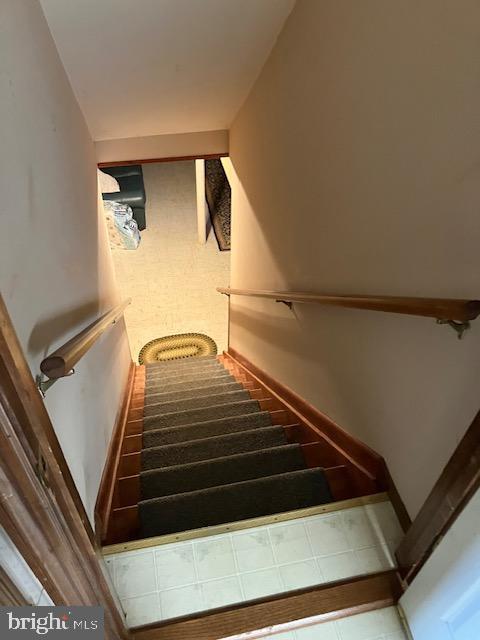 409 Rhoda Dr, Lancaster, PA 17601 - staircase featuring baseboards