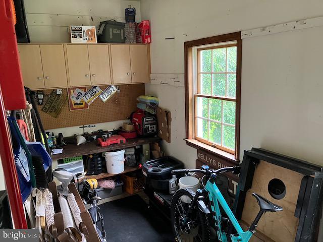 409 Rhoda Dr, Lancaster, PA 17601 - view of storage