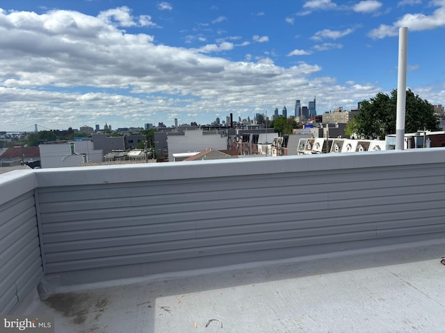 2209 N 7th St, Philadelphia, PA 19133 - patio / terrace with a view of skyline