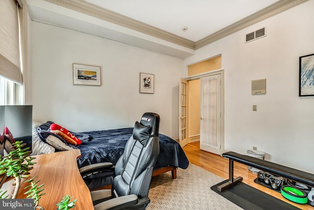 2101 Wallace St, Philadelphia, PA 19130 - bedroom with ornamental molding and wood finished floors