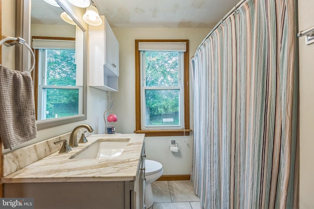 680 Davisville Rd, Warminster, PA 18974 - full bath with vanity and toilet