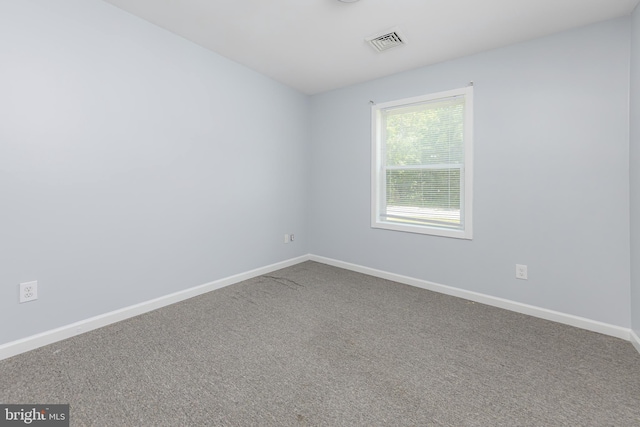 380 Fowser Rd, Millville, NJ 08332 - unfurnished room with carpet floors and baseboards