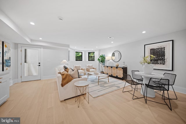 1834 16th St NW, Washington, DC 20009 - living area featuring light wood-style floors and recessed lighting