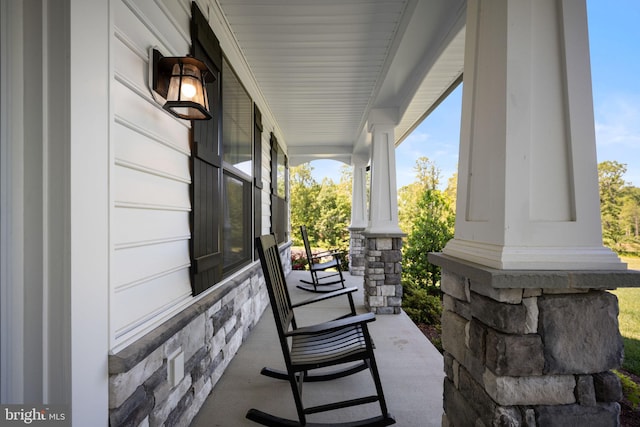 23 Old, Banks, Fredericksburg, VA 22406 - view of covered porch
