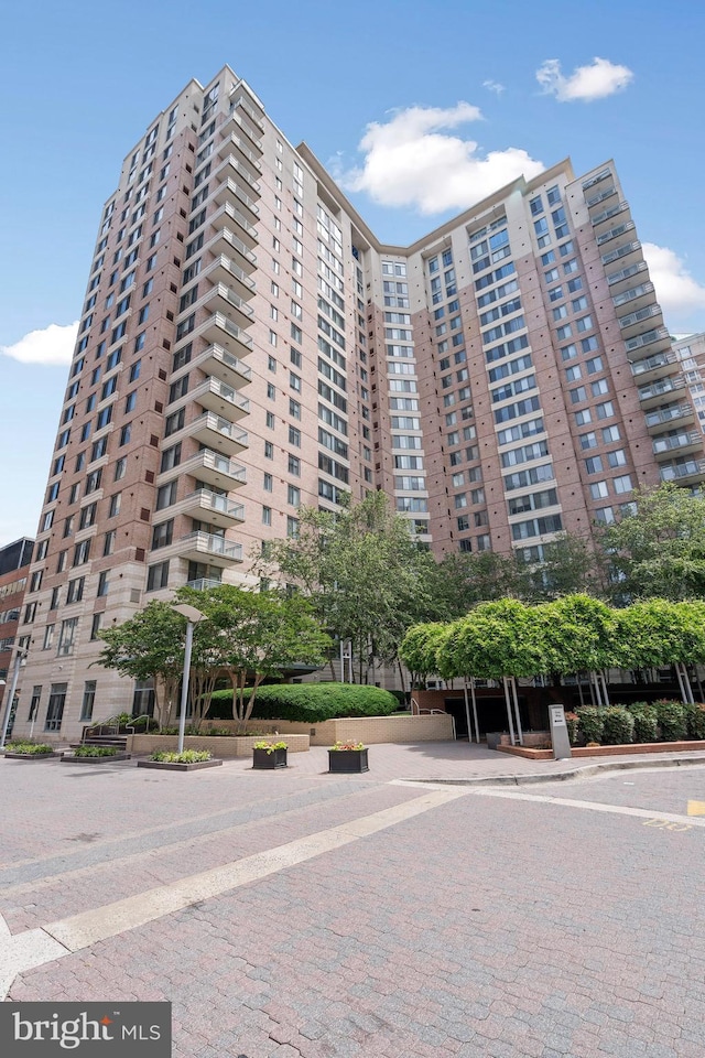851 N Glebe Rd Unit 1304, Arlington, VA 22203 - view of property