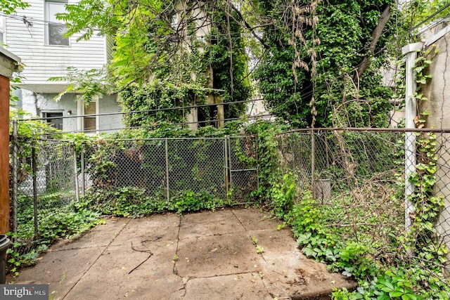 2750 N 28th St, Philadelphia, PA 19132 - view of patio / terrace