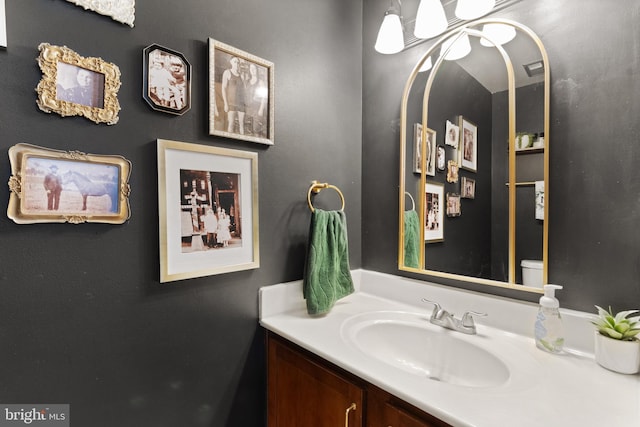 3086 Bridgeton Ct, Woodbridge, VA 22192 - bathroom featuring vanity and toilet