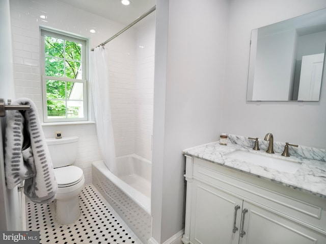 319 W Conestoga Rd, Devon, PA 19333 - full bath with vanity and shower / bath combo with shower curtain