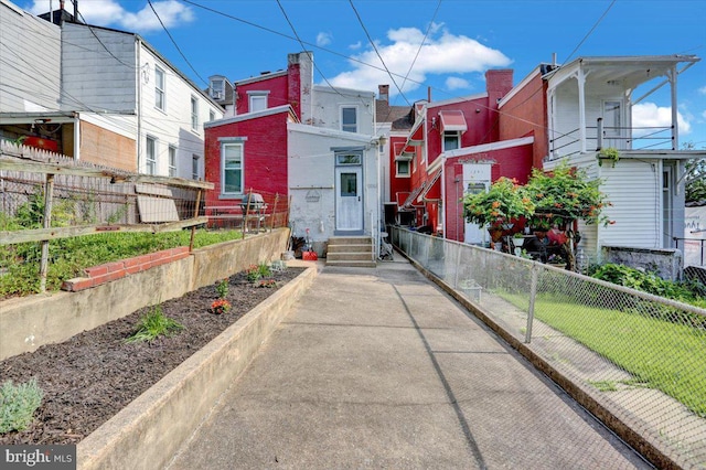 1243 Buttonwood St, Reading, PA 19604 - exterior space with entry steps and a residential view