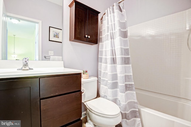 1814 S Pollock Way, Middletown, DE 19709 - full bathroom with vanity and shower / tub combo with curtain