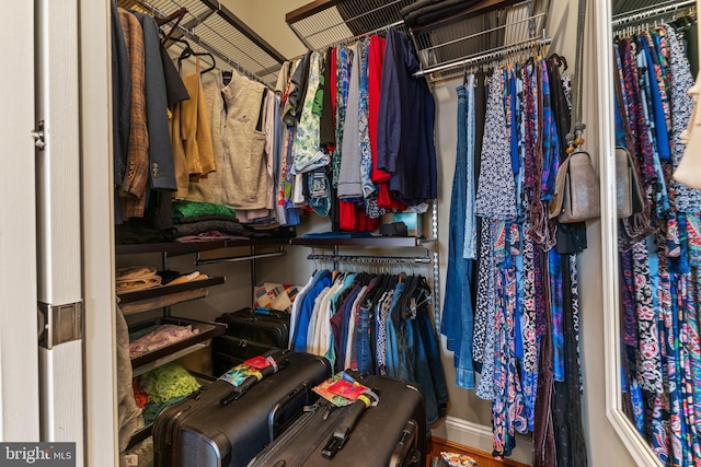 1530 15th St NW, Washington, DC 20005 - view of walk in closet