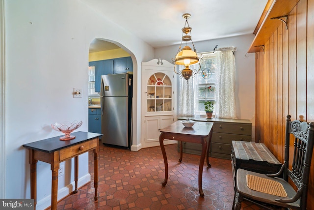 4513 Wards Chapel Rd, Owings Mills, MD 21117 - dining room featuring arched walkways