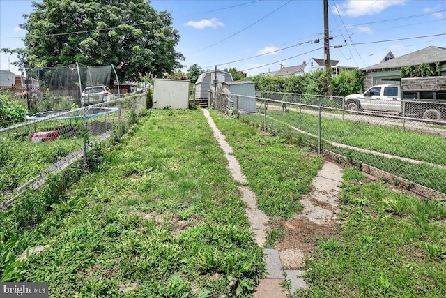 607 Salem Ave, Hagerstown, MD 21740 - view of yard with a storage shed