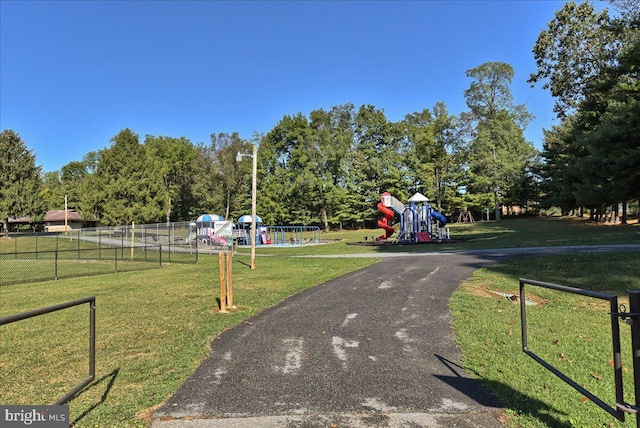 607 Salem Ave, Hagerstown, MD 21740 - view of community featuring view of wooded area