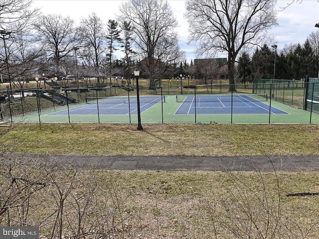 607 Salem Ave, Hagerstown, MD 21740 - view of tennis court