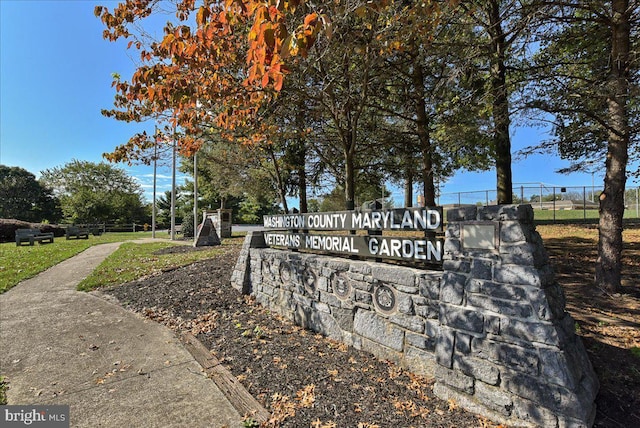 607 Salem Ave, Hagerstown, MD 21740 - view of community sign