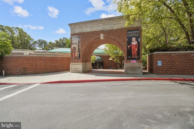 607 Salem Ave, Hagerstown, MD 21740 - view of vehicle parking