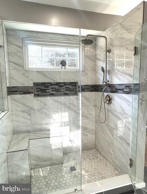 61 Kirby Ln, Stafford, VA 22554 - bathroom with a stall shower