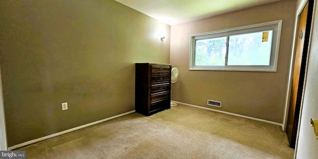 4753 Pomponio Pl, Annandale, VA 22003 - unfurnished bedroom featuring light carpet and baseboards