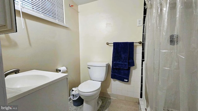 4753 Pomponio Pl, Annandale, VA 22003 - bathroom with vanity, a shower with curtain, and tile patterned floors