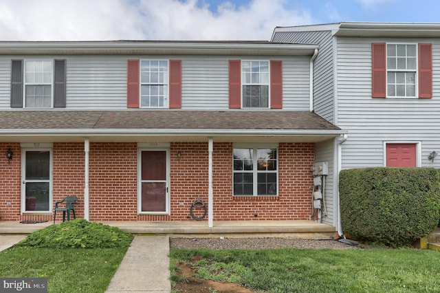 909 S 3rd St, Lebanon, PA 17042 - townhome / multi-family property featuring brick siding