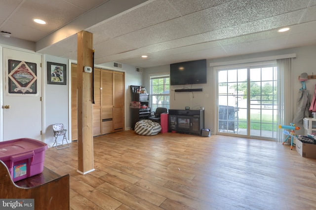 909 S 3rd St, Lebanon, PA 17042 - living area featuring light wood-style flooring