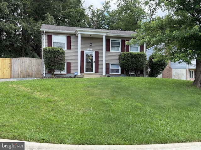 14019 Lindendale Rd, Woodbridge, VA 22193 - view of bi-level home