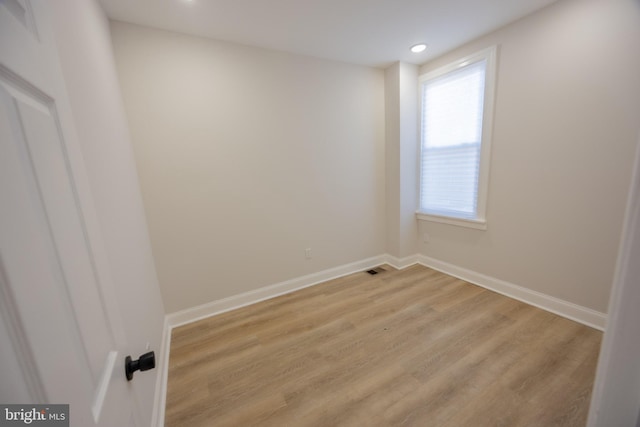 7127 Woolston Ave, Philadelphia, PA 19138 - empty room featuring light wood-style floors and recessed lighting