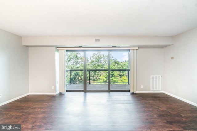 307 Yoakum Pkwy Unit 716, Alexandria, VA 22304 - unfurnished room with wood finished floors