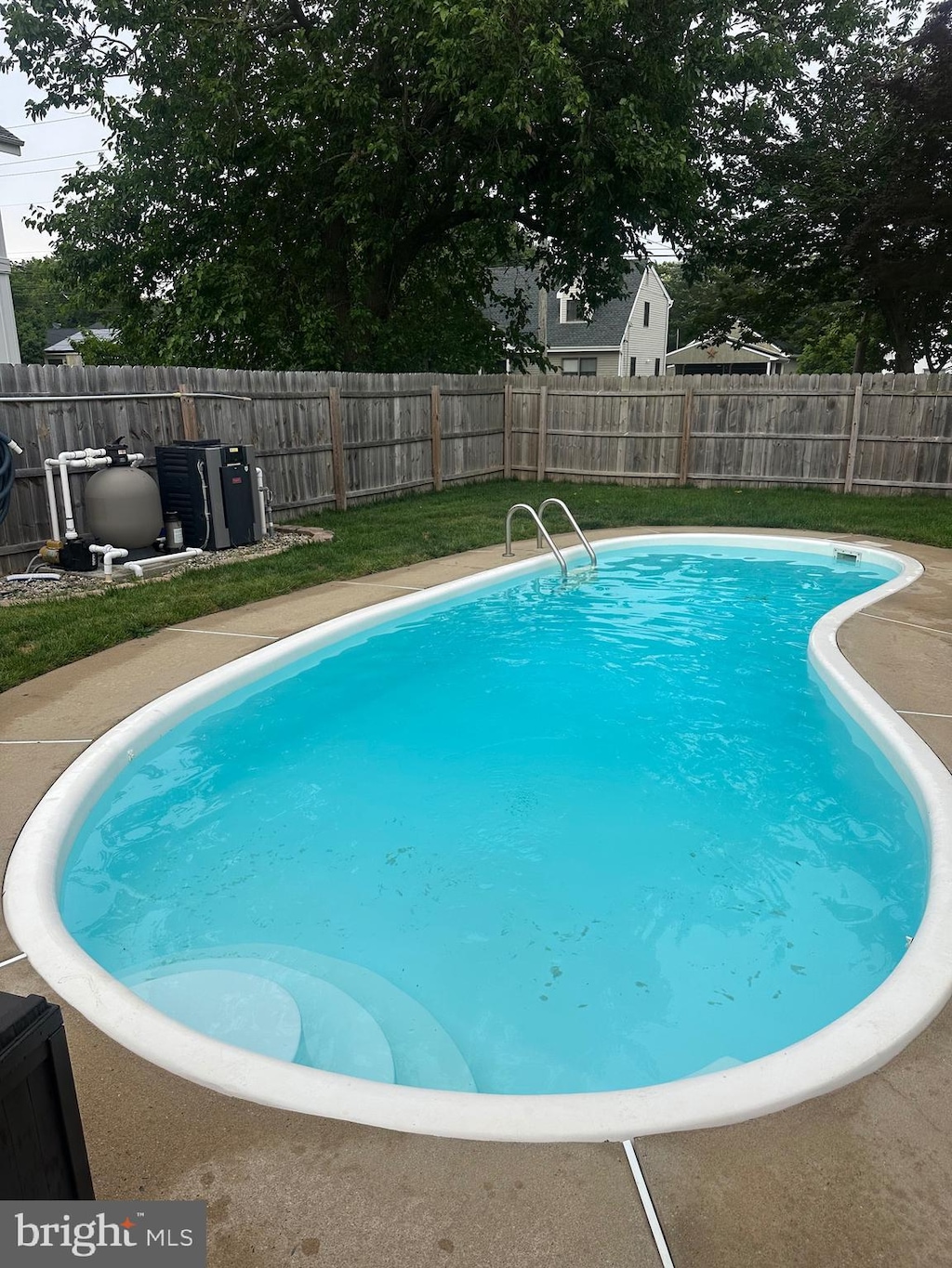362 Marine St, Tuckerton, NJ 08087 - view of swimming pool with a fenced backyard