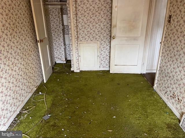 6530 Algard St, Philadelphia, PA 19135 - unfurnished bedroom with wallpapered walls