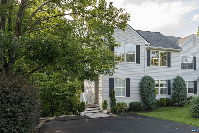 220 Buttercup Ln, Charlottesville, VA 22902 - view of front facade with roof with shingles
