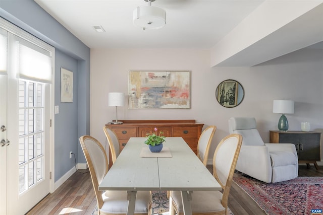 220 Buttercup Ln, Charlottesville, VA 22902 - dining room with wood finished floors and baseboards