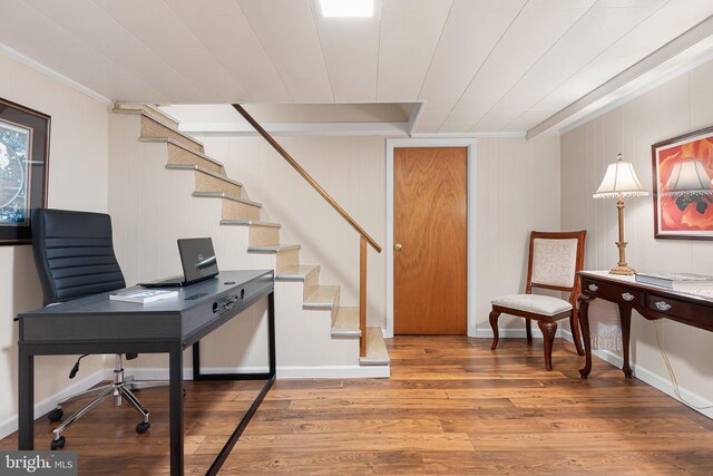 1512 Marsh Rd, Wilmington, DE 19803 - home office with light wood-style flooring and ornamental molding