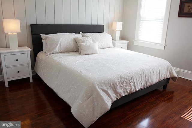 736 Seitz St, Easton, PA 18042 - bedroom with wood-type flooring and baseboards