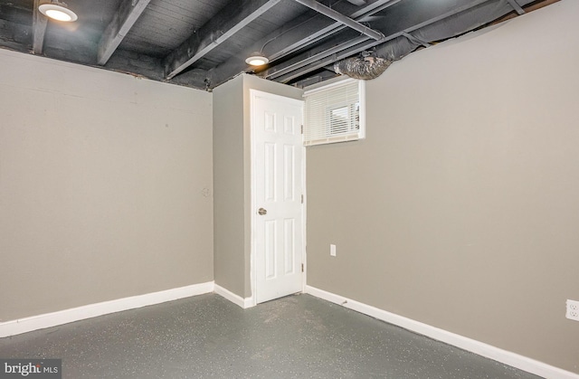 4352 Sheldon Ave, Baltimore, MD 21206 - finished below grade area with baseboards