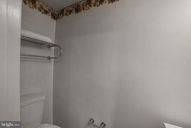 20207 Laurel Hill Way, Germantown, MD 20874 - bathroom featuring toilet