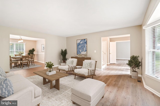 7 Somerset Ct, Annapolis, MD 21403 - living area with light wood-type flooring and plenty of natural light
