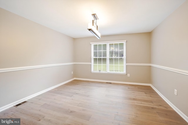 7 Somerset Ct, Annapolis, MD 21403 - unfurnished room with wood finished floors
