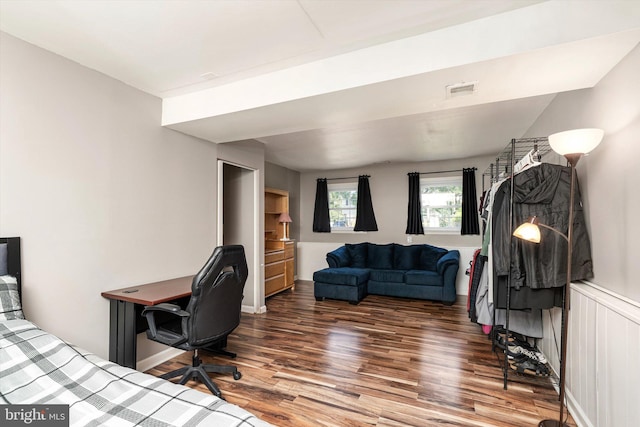 5 Wisteria Ln, Hamilton, NJ 08690 - bedroom featuring wood finished floors