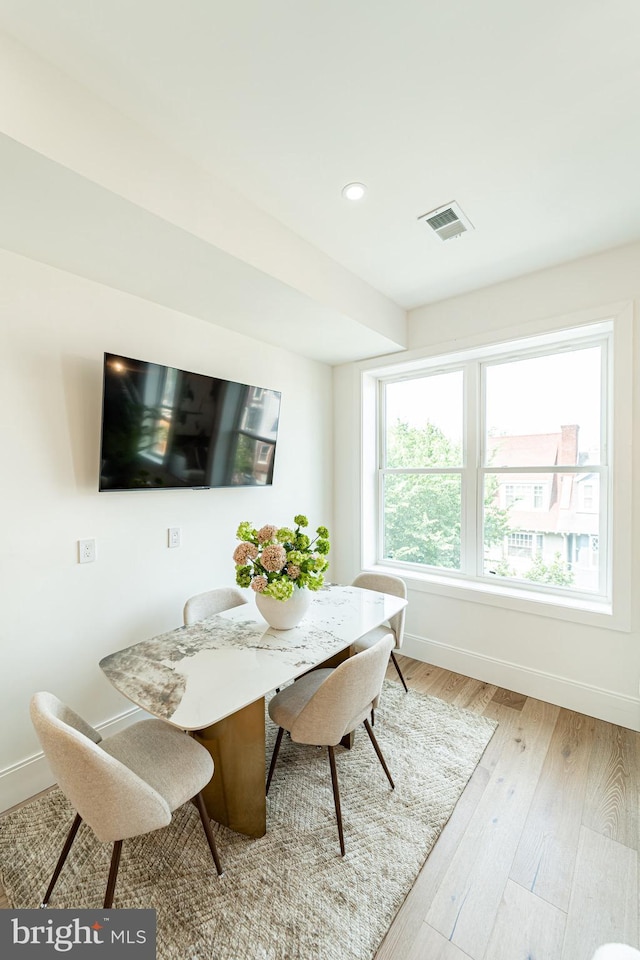 2517 Ontario Rd NW Unit Ph7, Washington, DC 20009 - dining space with light wood-style flooring and recessed lighting