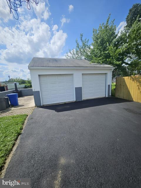 1608 Howard, Baltimore, MD 21221 - view of detached garage