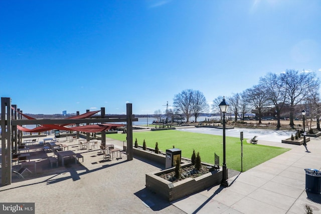602 Bashford Ln Unit 2221, Alexandria, VA 22314