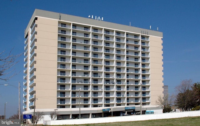 655 Absecon Blvd Unit 1002, Atlantic City, NJ 08401 - view of apartment building / complex