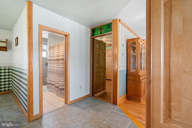 942 Paul St, Gloucester City, NJ 08030 - corridor featuring wallpapered walls