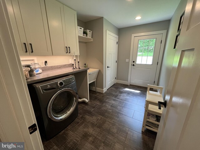 148 Five Points Rd, Mertztown, PA 19539 - washroom featuring washer / dryer, cabinet space, and recessed lighting