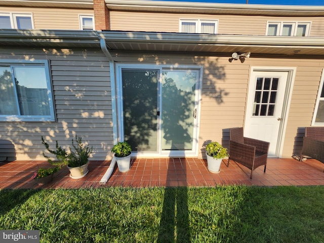 32 Devonshire Dr, Reading, PA 19610 - view of exterior entry featuring a patio