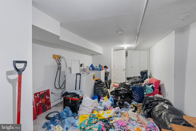 1847 Gerritt St, Philadelphia, PA 19146 - finished below grade area featuring separate washer and dryer